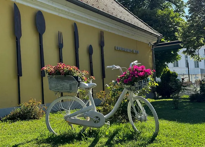 Europahaus 2*