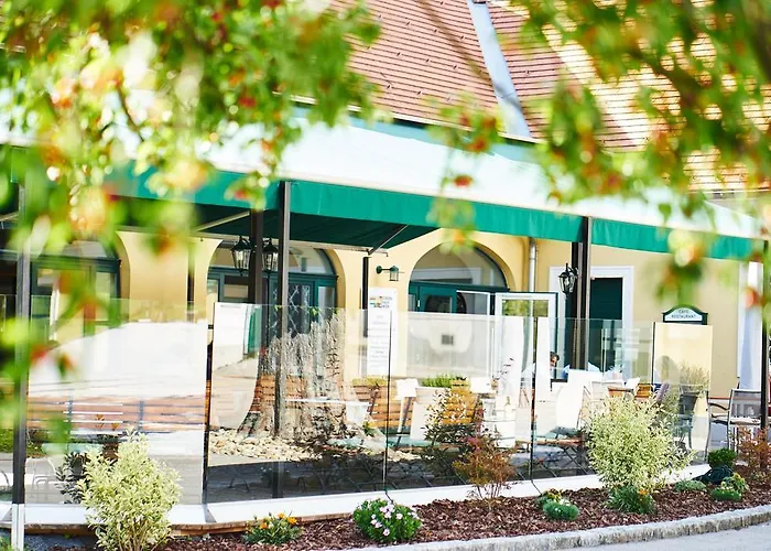 Europahaus Hotel 2*