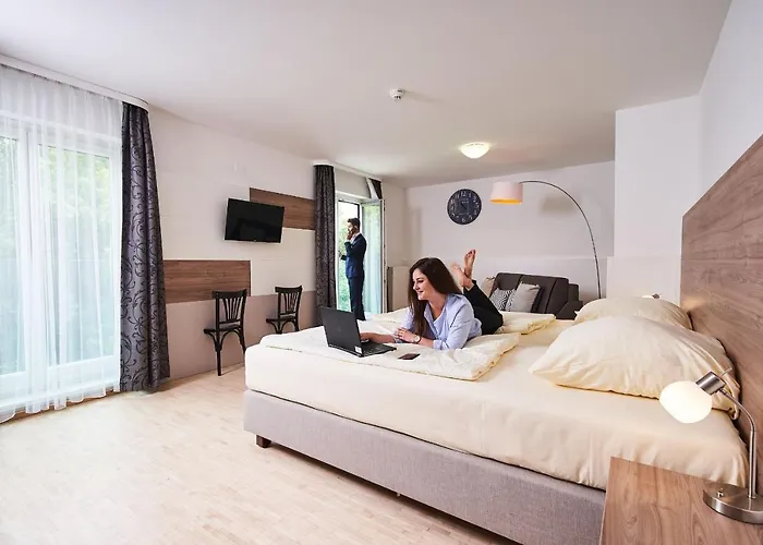 Europahaus Hotel 2*